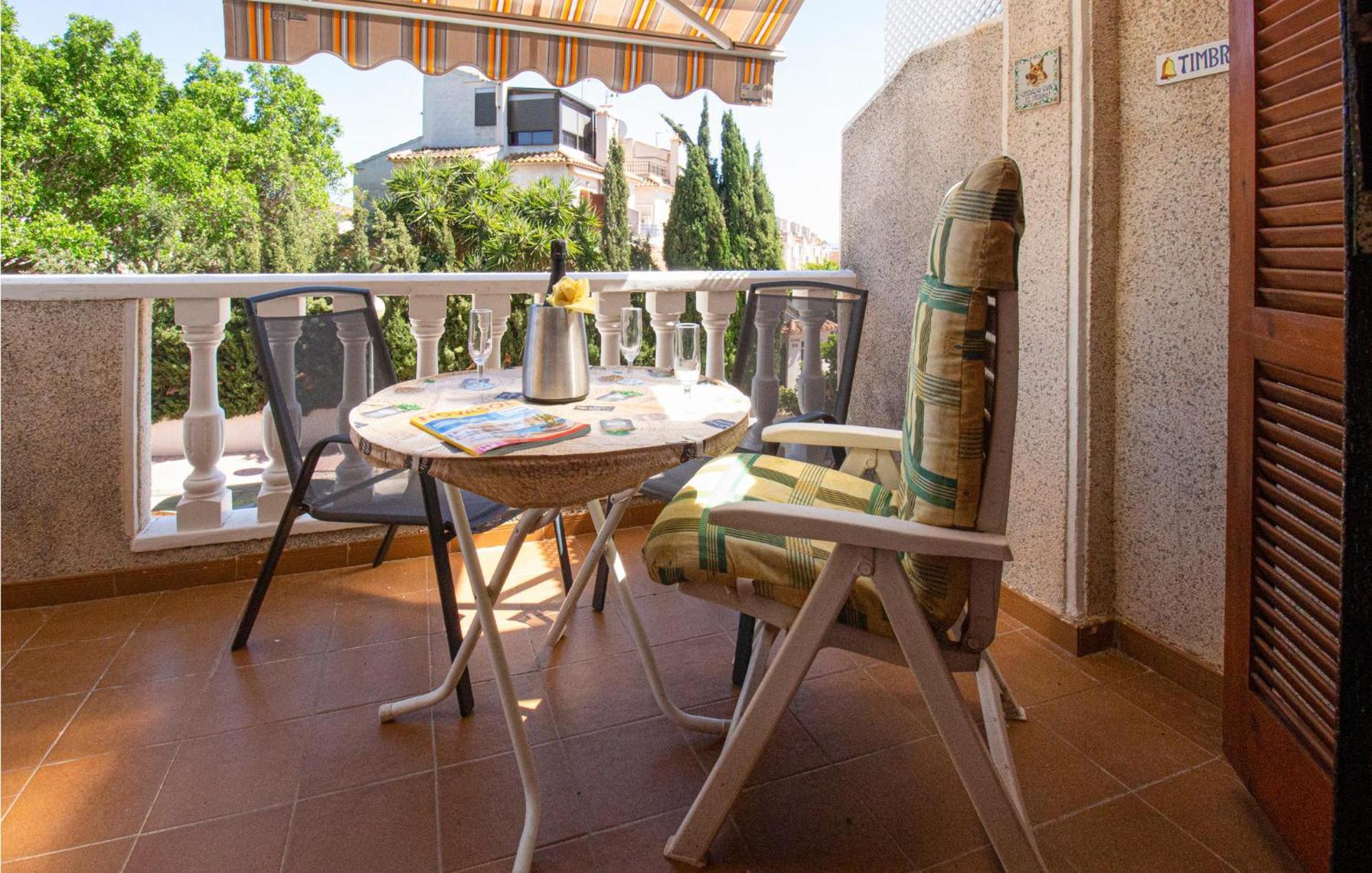 Cozy Apartment In Гвардамар-дель-Сегура Экстерьер фото